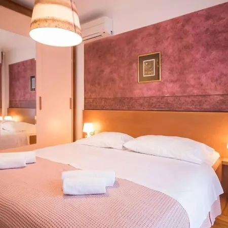 Villa Royal Cezarina Villa Kršan